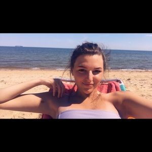 Meet your Posher, Missy